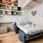 Stylish Design Loft In Navigli By Mastery Appartement Milan